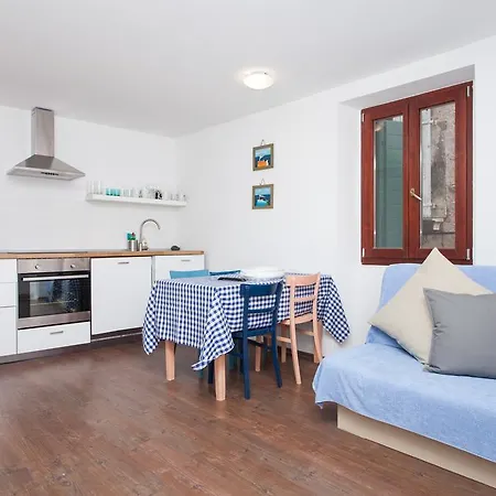Zdenac Apartment Rovinj