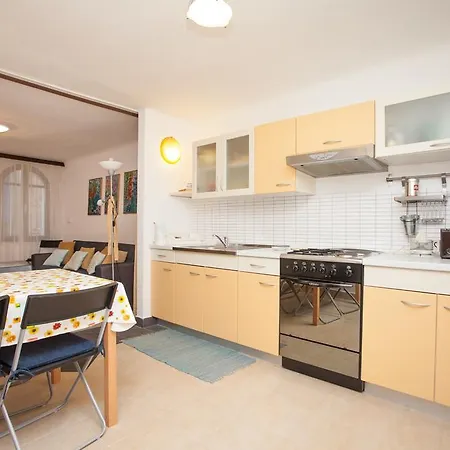 Apartment Zdenac Rovinj