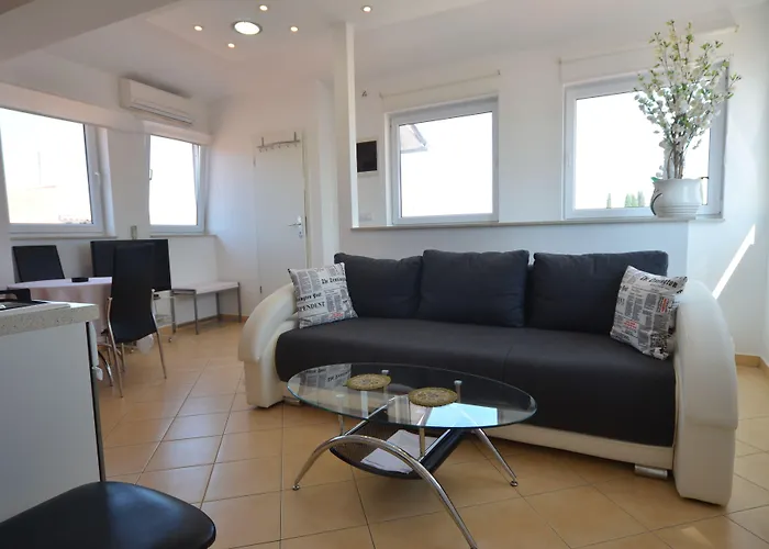 Zdenac Apartamento *